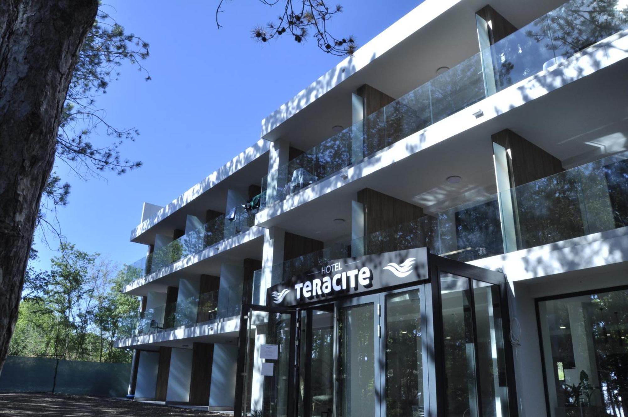 Teracite Aparthotel Varna ภายนอก รูปภาพ